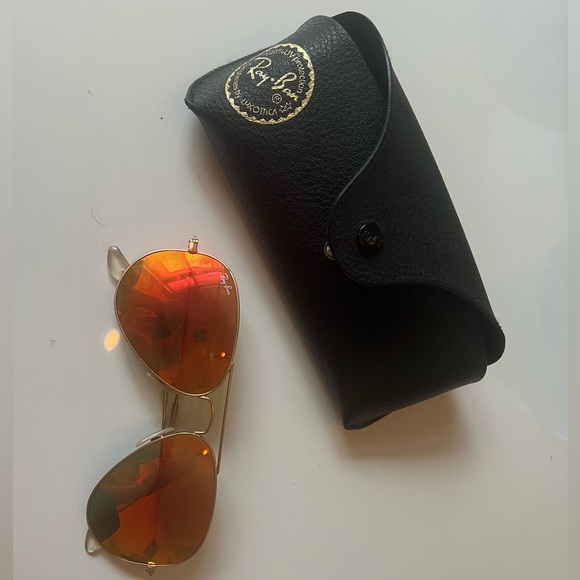 Aviator Ray-Ban Sunglasses - Picture 4 of 4